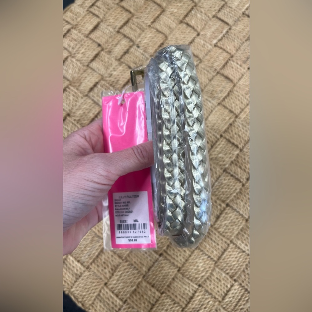 Brand new Lilly Pulitzer m/l belt